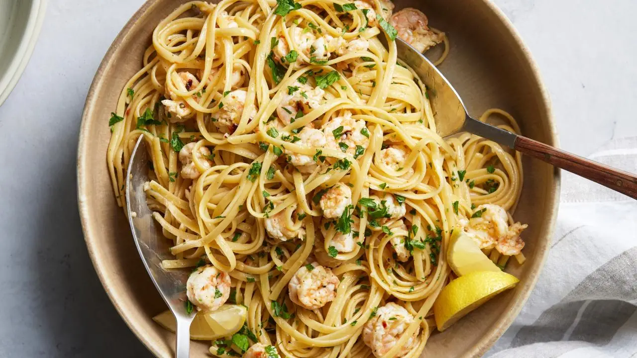 Lemony Shrimp Scampi Pasta